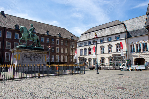 Düsseldorf, Historische Häuserfront in der Altstadt, Sehenswürdigkeit