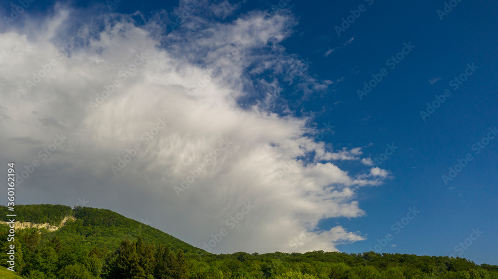 Gewitterwolken über der Schwäbischen Alb