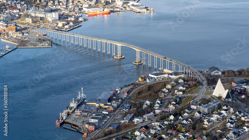 Bild auf Leinwand Tromsöbrücke, Tromsö, Finnmark, Norwegen