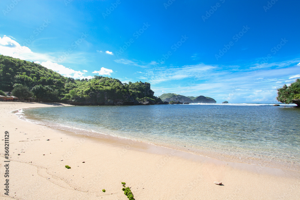Obraz premium Ndrini beach, Gunung kidul, Yogyakarta, tropical beach in Indonesia