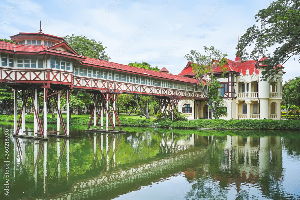 Mareerajaratanabulung Residence in Sanamchandra Palace. Mareerajaratanabulung Residence in Sanamchandra Palace.