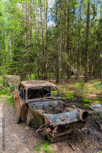 Kirkoe Mosse Bilkyrkogard Wreckage © Antony McAulay