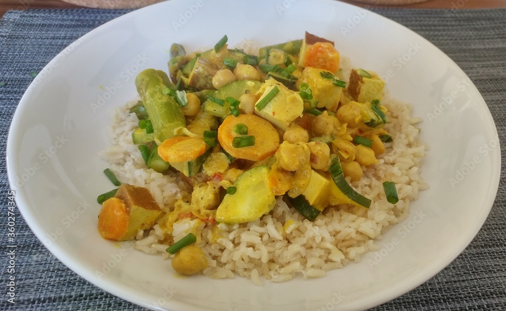 Selfmade vegan curry with asparagus Selfmade vegan curry with asparagus