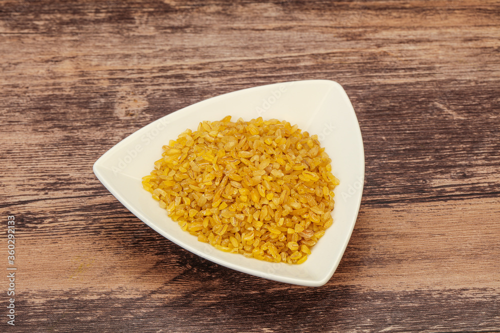 Vegetarian cuisine - dry bulgur for cooking Vegetarian cuisine - dry bulgur for cooking