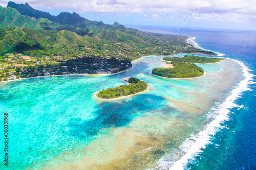 Rarotonga breathtaking stunning views from a plane of beautiful beaches, white sand, clear turquoise water, blue lagoons, Cook islands, Pacific islands

 photo