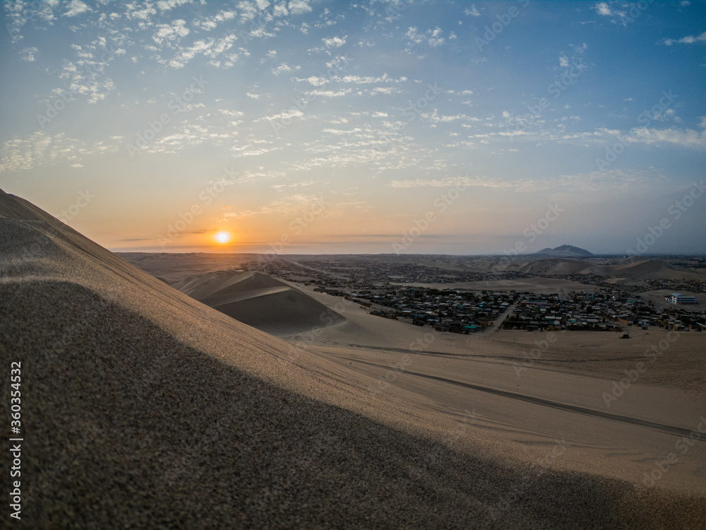 Fototapeta premium sunshine in the desert