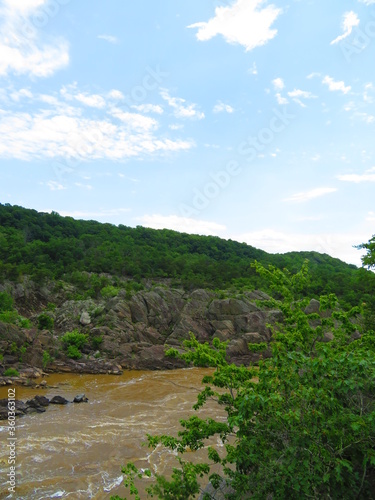 hiking potomac river great falls