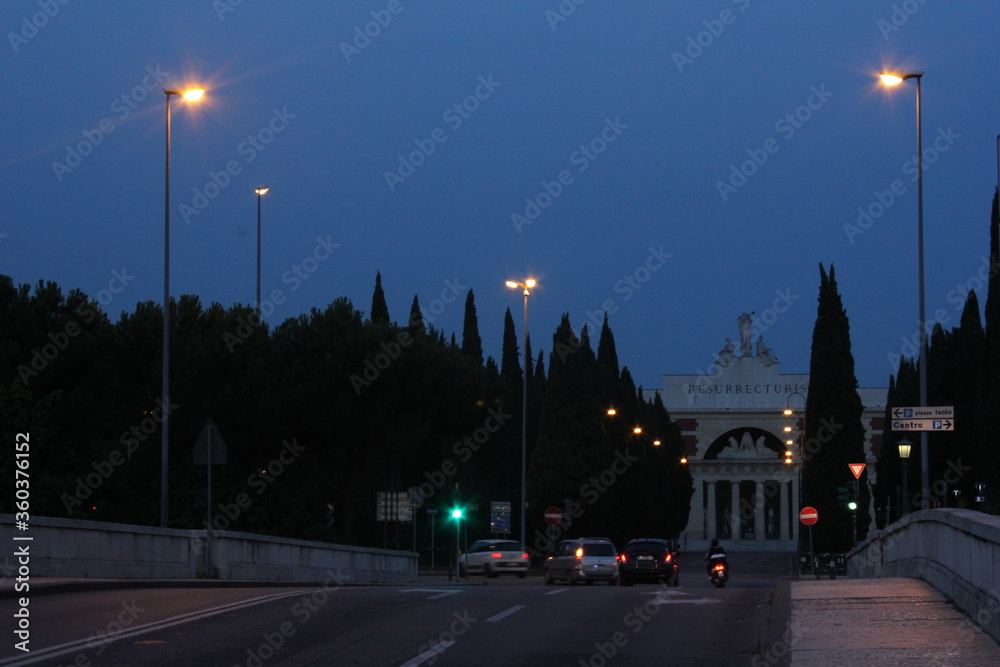 Fototapeta premium Verona night