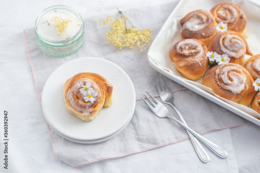 sweet home made elderflower lemon cinnamon rolls sweet home made elderflower lemon cinnamon rolls