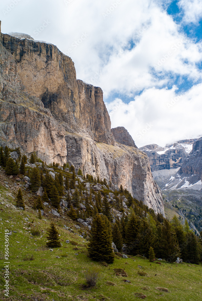 the beatiful mountains of south tyrol the beatiful mountains of south tyrol