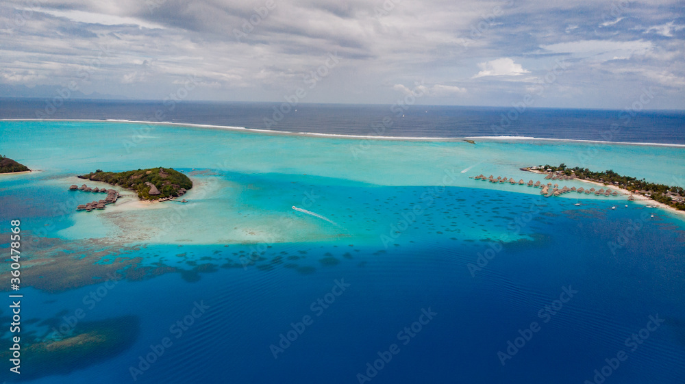 Obraz premium aerial view upon tropical beach