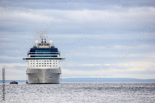 Cruise ship