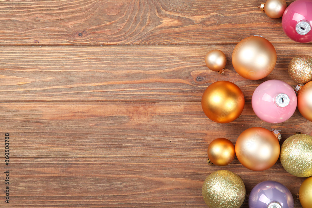 Naklejka premium Decorative Christmas balls top view. Place to insert text. 