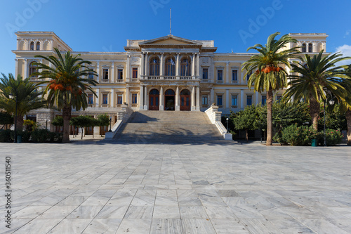 Fototapeta Naklejka Na Ścianę i Meble -  Town hall of Syros Outside view
