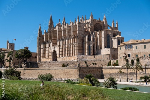 Magnificent Cathedral of BasÃ­lica de Santa MarÃ­a de Mallorca captured in Palma, Spain photo