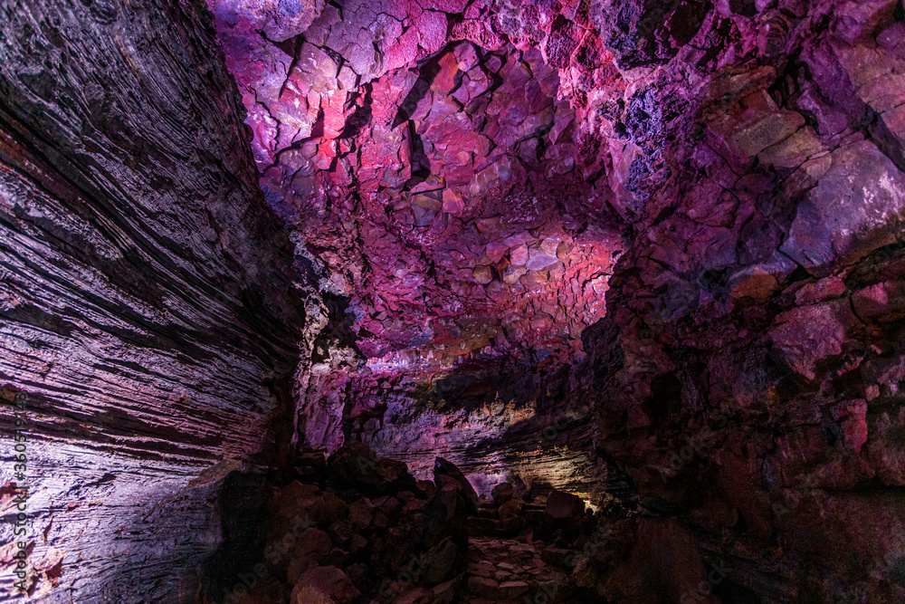 Lava tunnel in iceland Lava tunnel in iceland