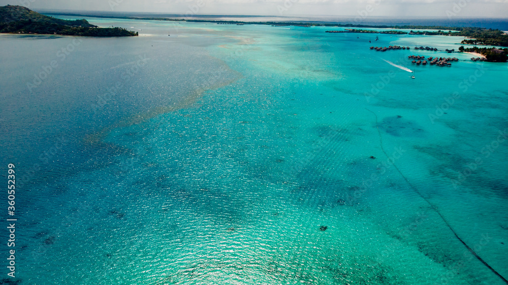 Obraz premium aerial view of tropical island 