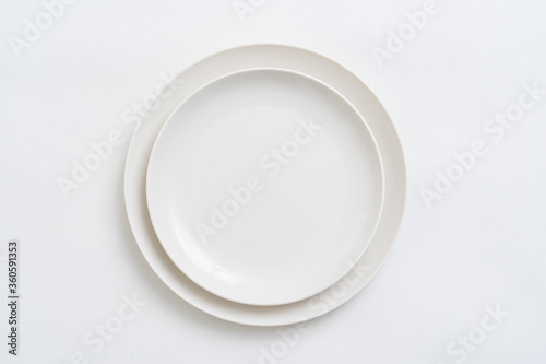 白い皿 