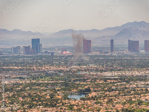 Canvas Print Aerial view of the famous strip cityscape from Lone Mountain