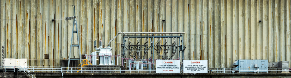 Fototapeta premium detail of a portion of the R.L. Harris dam near Lineville, Alabama, USA