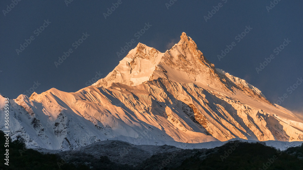 Fototapeta premium Sunrise at Manaslu mountain (8,163 m), Manaslu Himal, Nepal Himalayas, Nepal