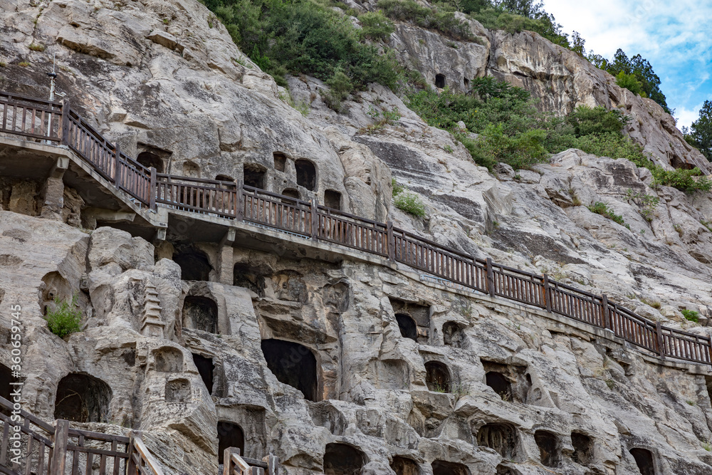 Longmen Grottoes (Dragon's Gate Grottoes, Longmen Caves) on Yi river