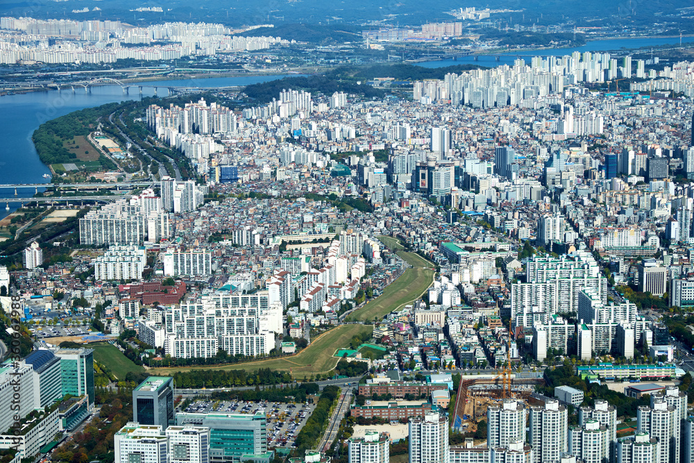 It is scenery of Seoul, capital city of Korea.
