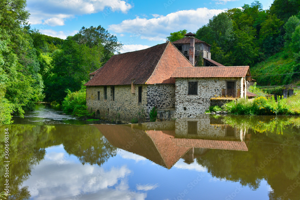 Obraz premium les forges de Savignac Lédrier