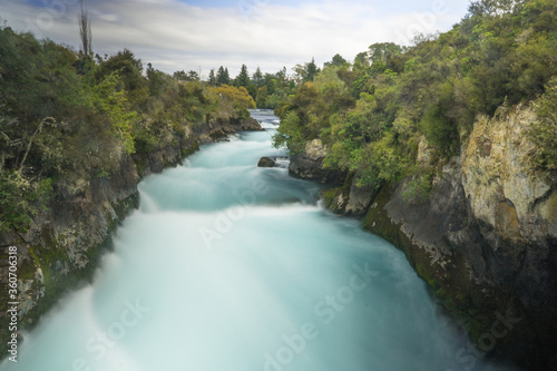 Huka Falls am Waikato River Neuseeland   Huka Falls at Waikato River New Zealand 