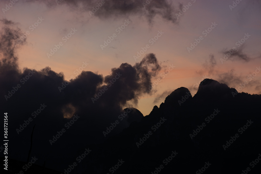 Fototapeta premium sunrise in the mountains