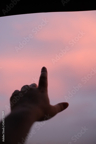 finger arm show sky pink dream