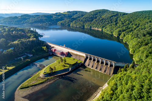 Obraz na płótnie Roznow dam, lake and hydroelectric power plant on the Dunajec River in Poland. Aerial view. Early morning in spring w salonie