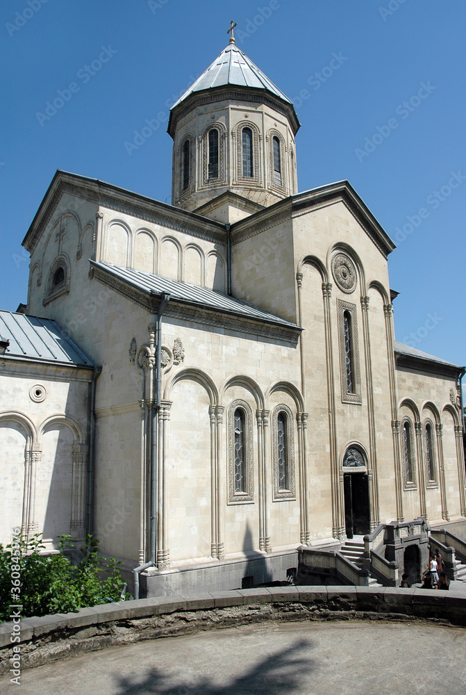 Obraz premium The Kashveti Church of St. George (1904–1910). Tbilisi, Georgia, Caucasus.