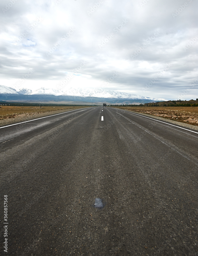 Chuysky tract, the road through the Altai Mountains Chuysky tract, the road through the Altai Mountains