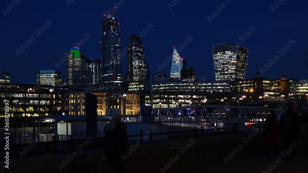 London skyline city at night