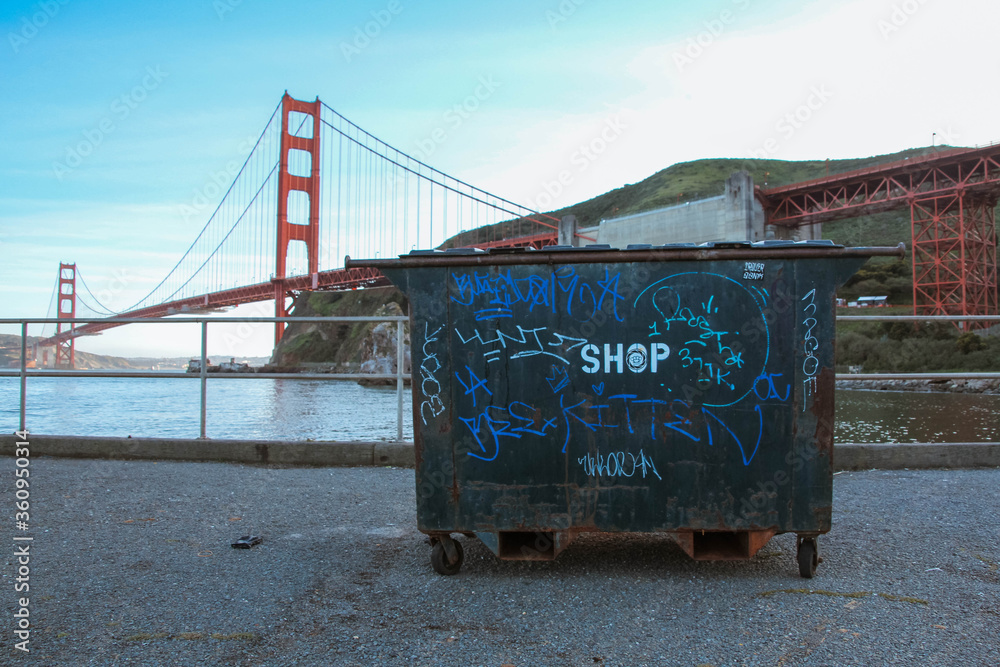Wall Mural Fort Baker and Golden Gate Bridge, San Francisco