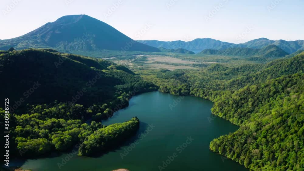 男体山と湯の湖空撮 男体山と湯の湖空撮