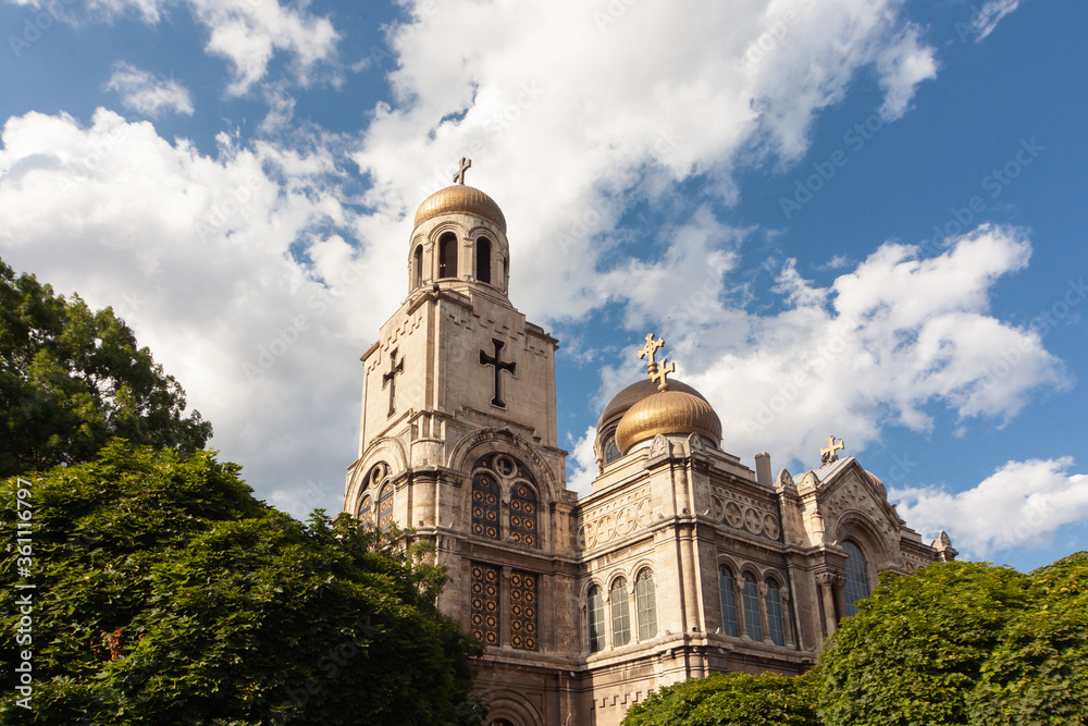 Fototapeta premium The Cathedral of the Assumption in Varna, Bulgaria. Byzantine style church with golden domes. Varna is the sea capital of Bulgaria