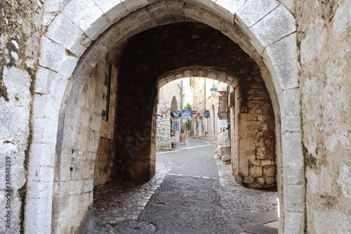 Rue   troite et pi  tonne de Saint Paul de Vence  ville de Saint Paul de Vence  D  partement des Alpes Maritimes  France