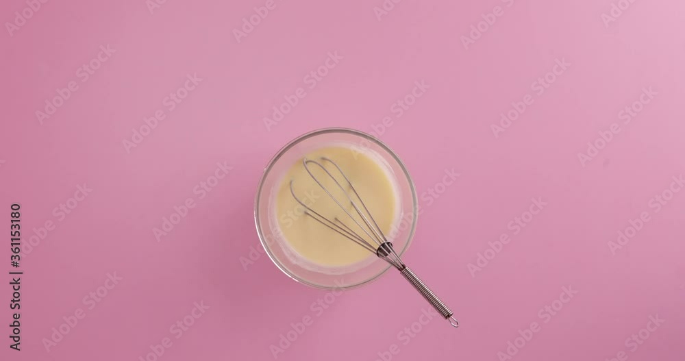 whisking cream for a cheesecake whisking cream for a cheesecake