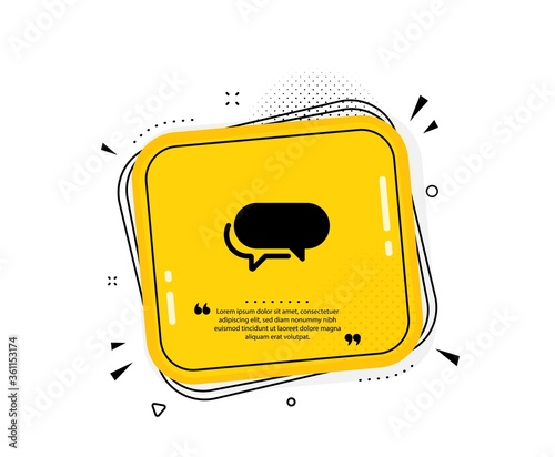 Messenger icon. Quote speech bubble. Speech bubble sign. Chat message symbol. Quotation marks. Classic messenger icon. Vector
