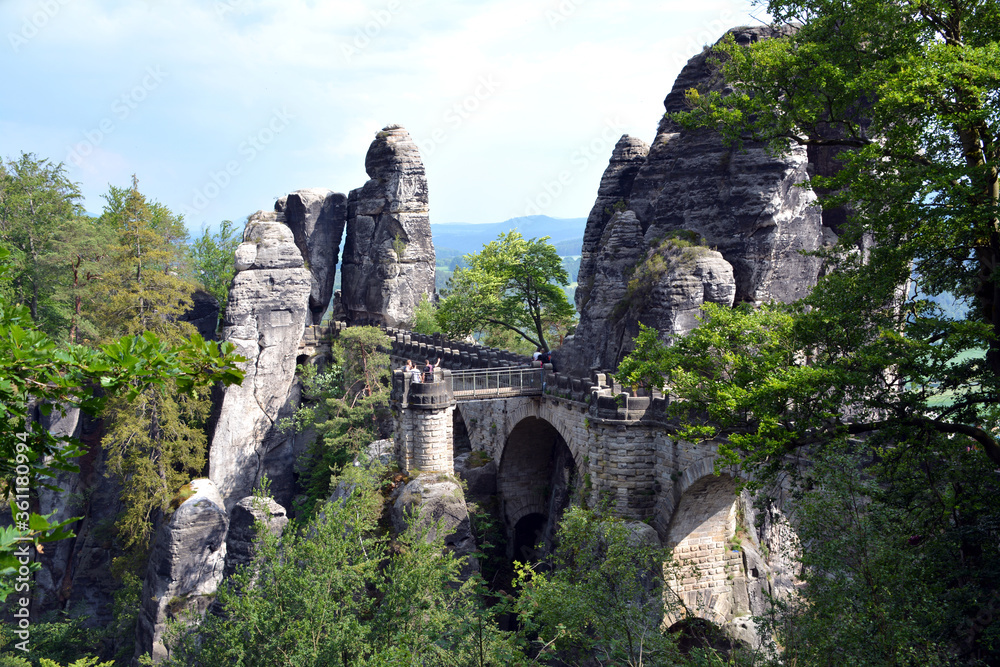 Die Bastei-Brücke im sächsischen Elbsandsteingebirge