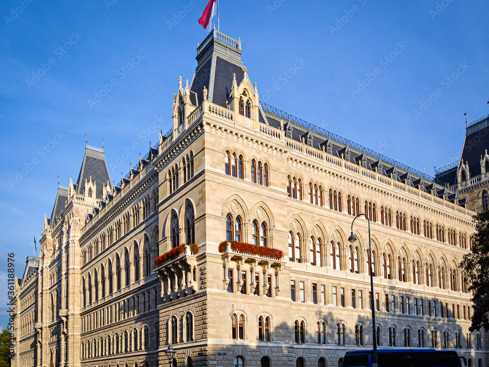 Obraz premium Vienna, Austria - famous City Hall building