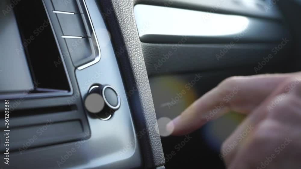 turning the media on and off in the car with your finger, scrolling turning the media on and off in the car with your finger, scrolling