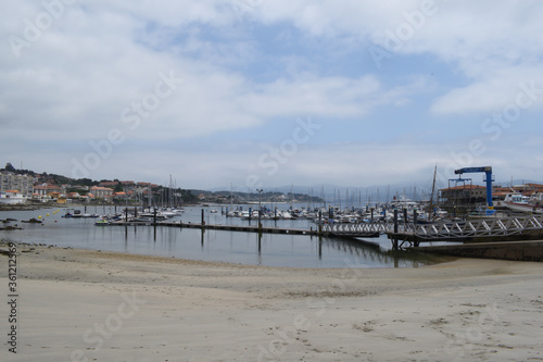 Puerto en un pueblo de galicia