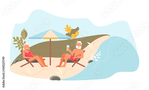 Elderly couple at picnic