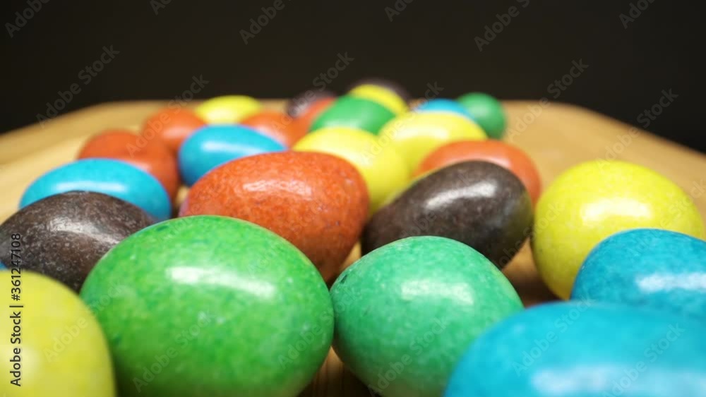 Lots of chocolate eggs on top of the table