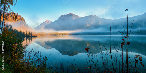 Fotografie Herbstliche Morgenstimmung am Oberösterreichischen Almsee
