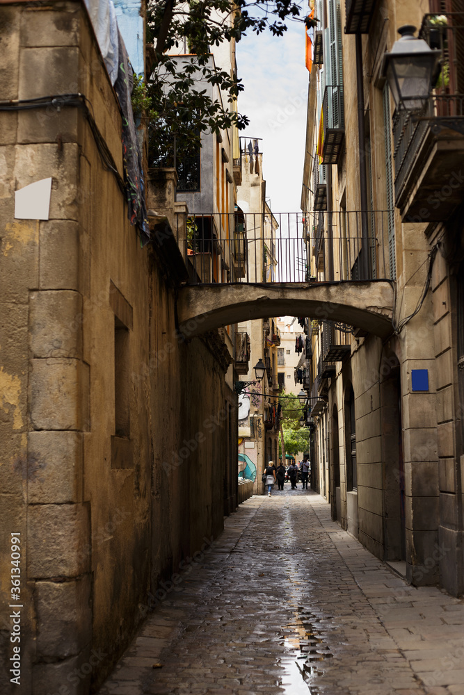 alley of the gothic quarter in barcelona
