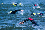 Triathlon pływanie jezioro
